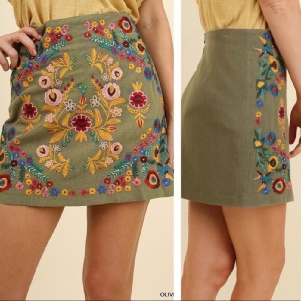 Umgee Floral Embroidered Mini Skirt